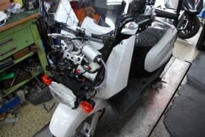 4ストギアにルーフキット取り付けて納車です！ - バイク/スクーター 